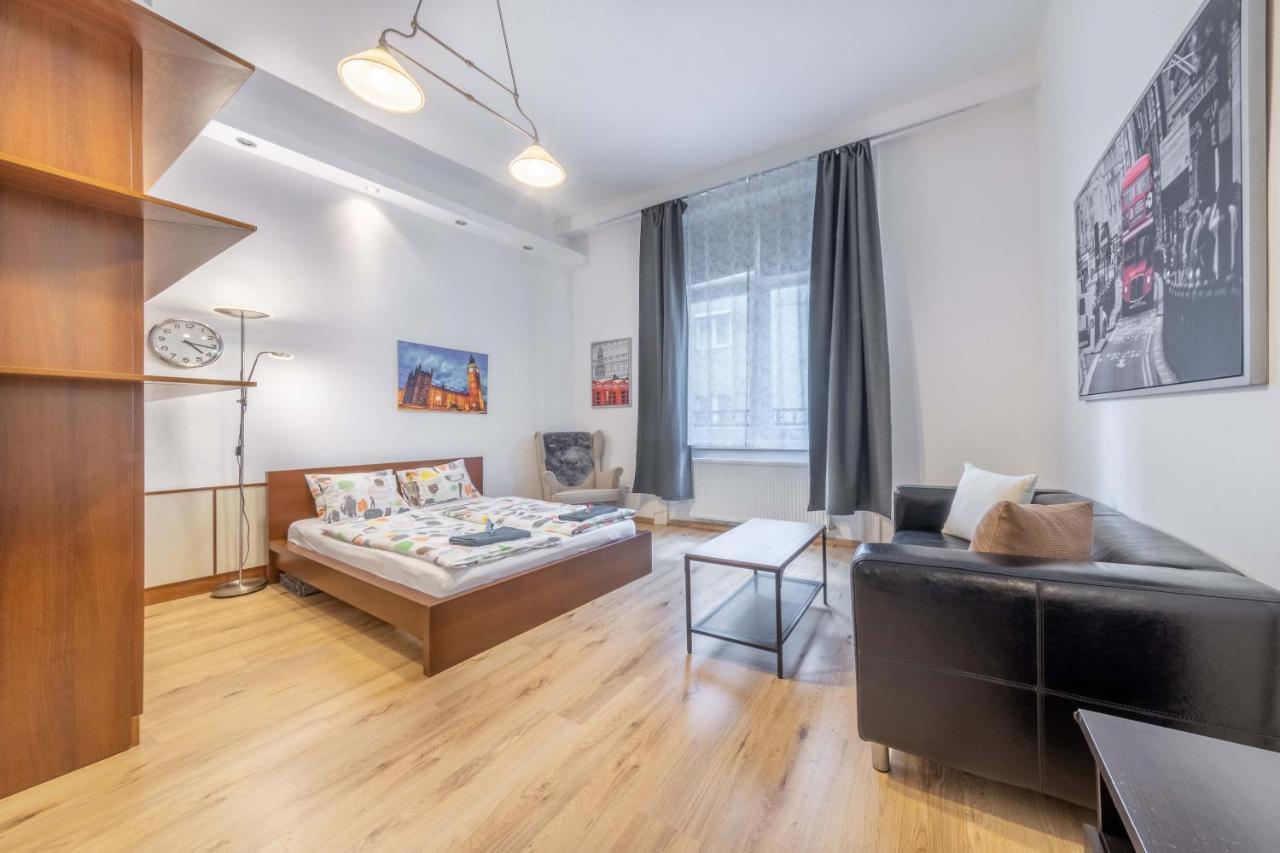 Anastasia 2 Bedrooms Apartment On Vaci Utca Budapest Exterior foto