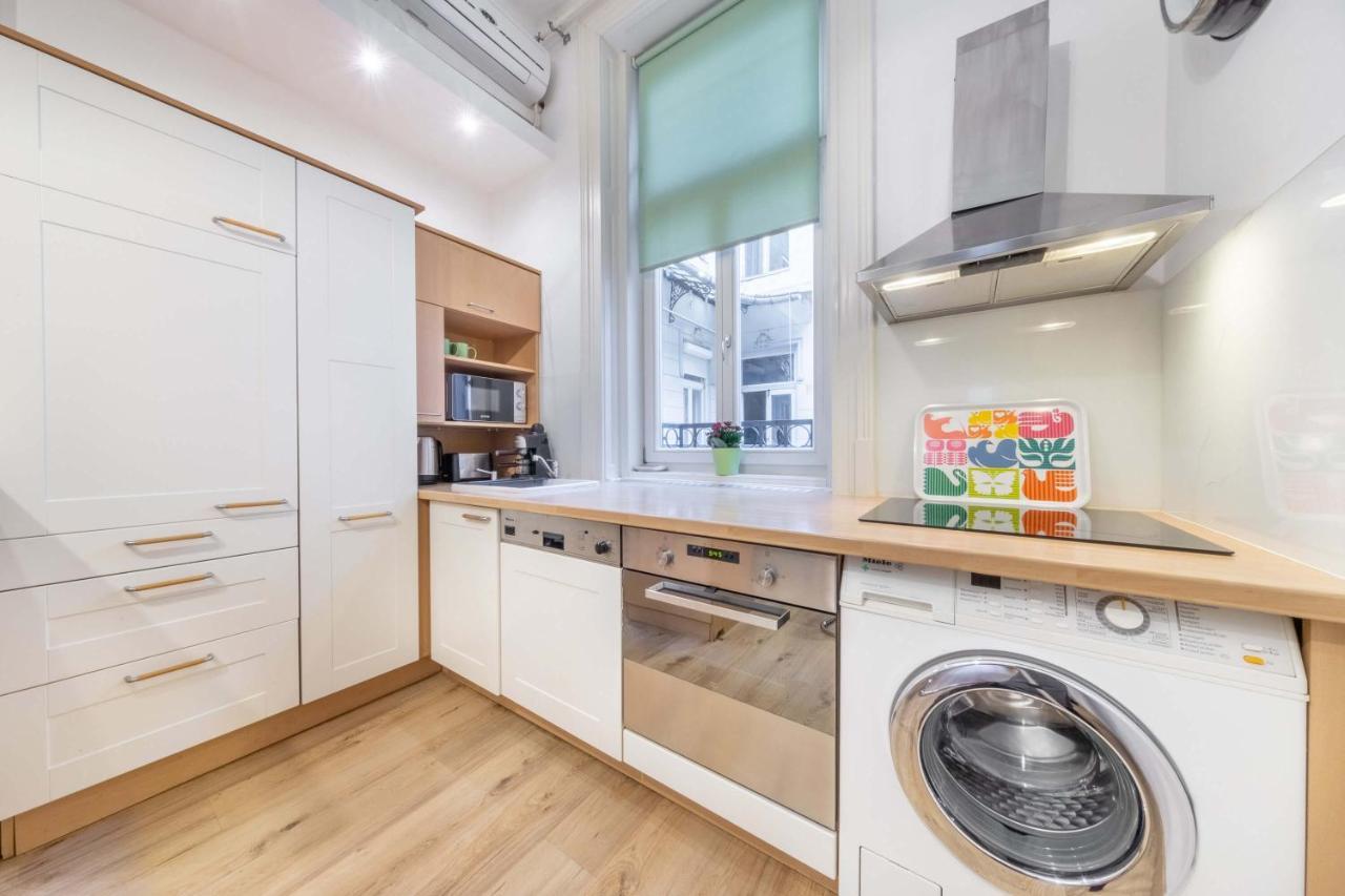 Anastasia 2 Bedrooms Apartment On Vaci Utca Budapest Exterior foto