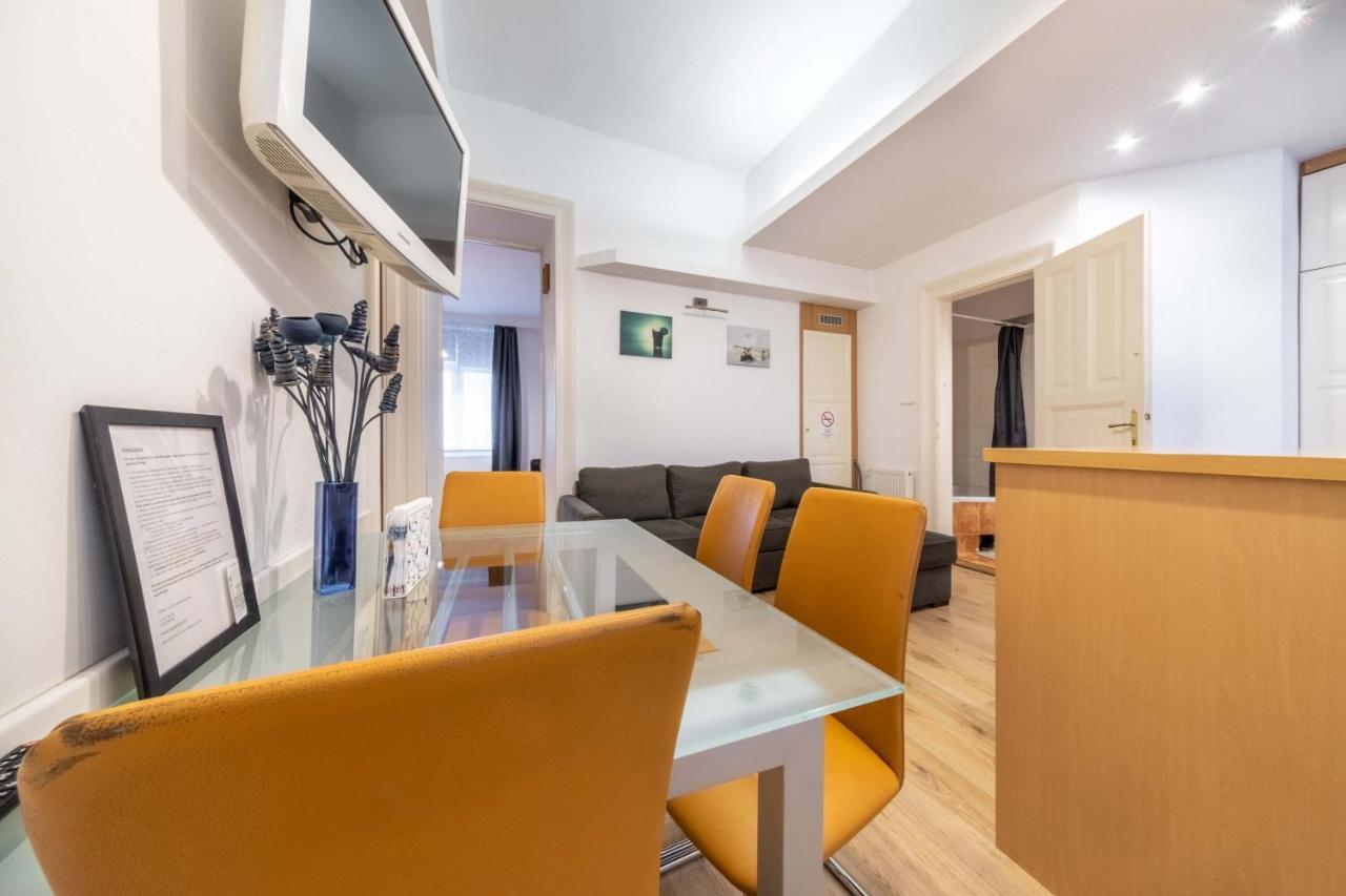 Anastasia 2 Bedrooms Apartment On Vaci Utca Budapest Exterior foto